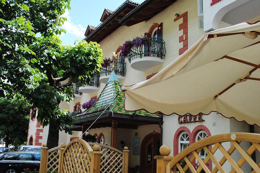 Albergo Bernard Canazei Exterior foto